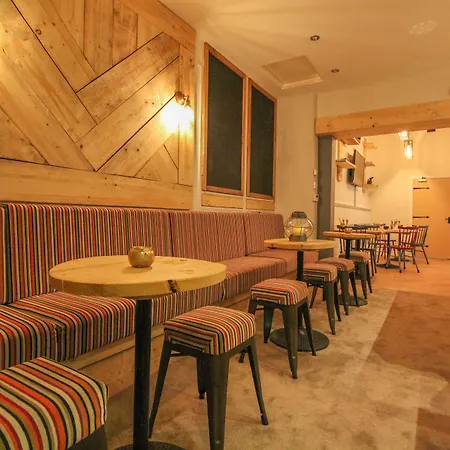 The Travel And 斯卡伯勒