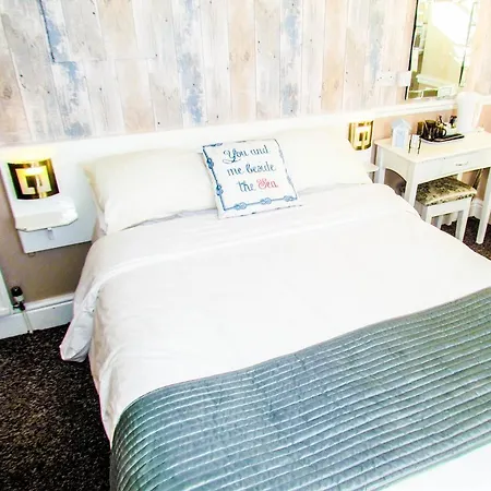 Πανσιόν The Travel And 3*