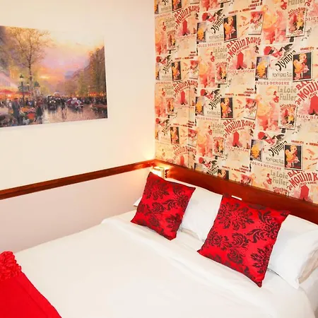 The Travel And Πανσιόν 3*