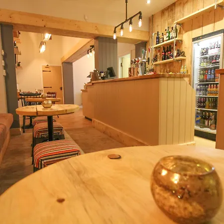 The Travel And スカーバラ